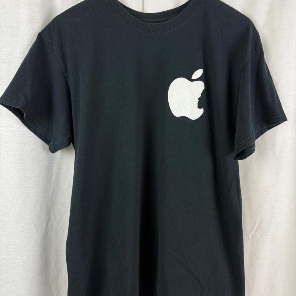 Urban Necessities Apple T-Shirt Mens Large Black Excellent Steve Jobs Tribute